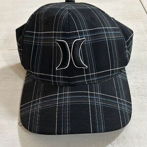 Hurley Black Plaid Hat